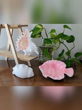 Big SeaShell Coastal Decor | Vintage Pink Ceramic Fish | Tealight Conch | Beachy